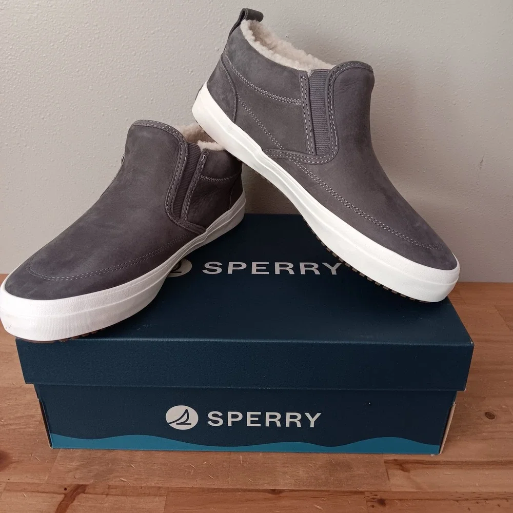 Sperry Crest Lug Zip Sneakers Womens 9 Grey Leather Shearling Lined NWB